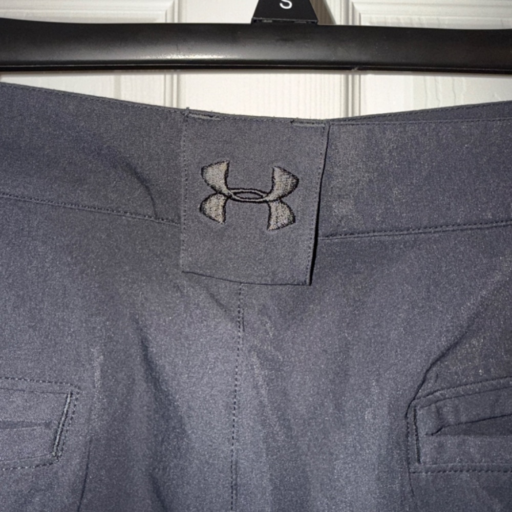 MENS UNDER AUMOUR GOLF SHORTS